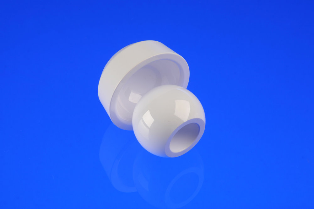 Les articulations coxofémorales en biocéramique de Morgan Technical Ceramics™ améliorent la qualité de vie des patients